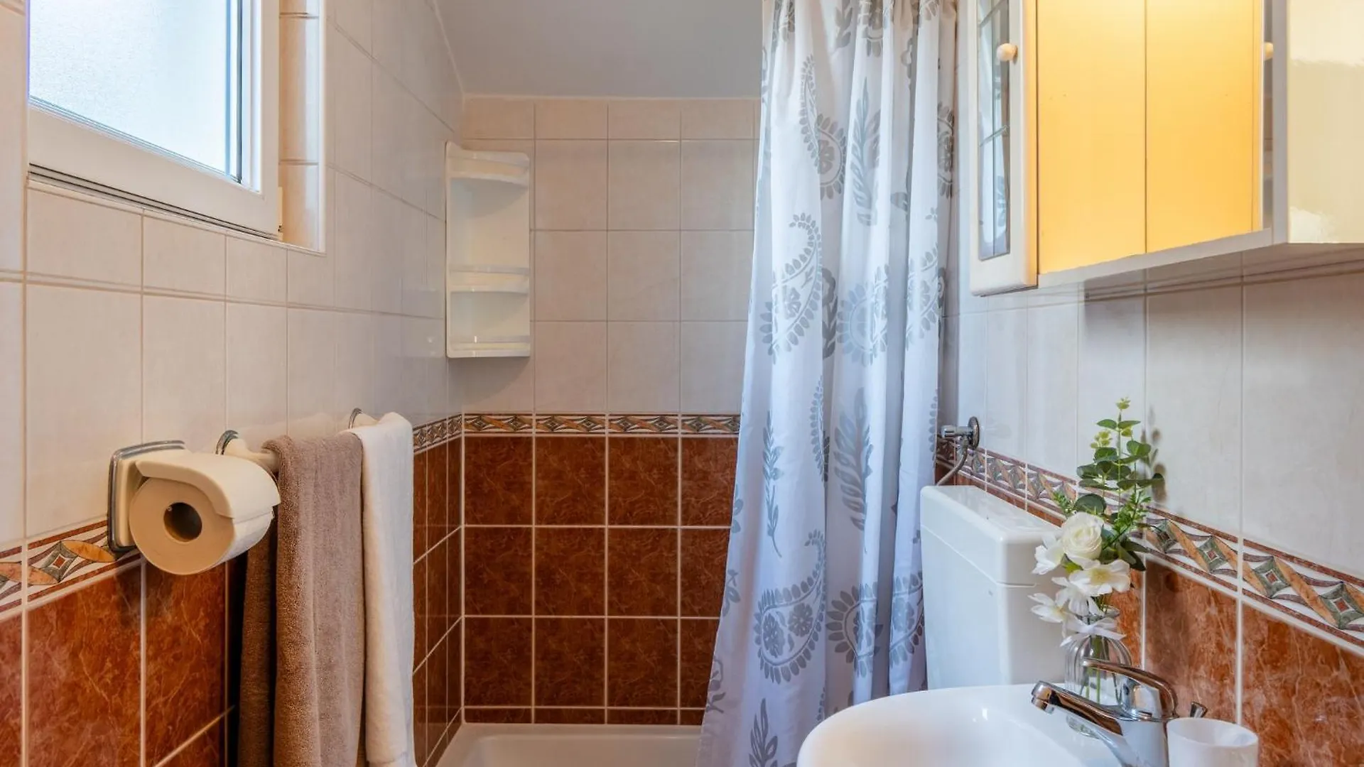 Apartments Kapovic Vir