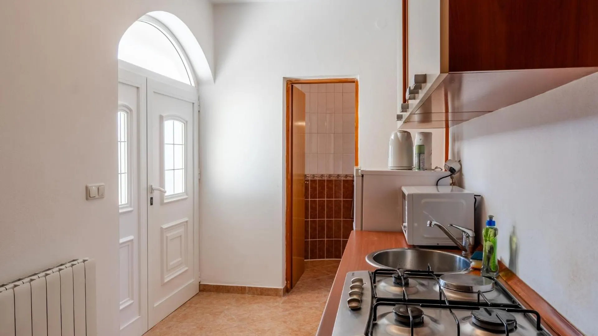 Apartments Kapovic Vir