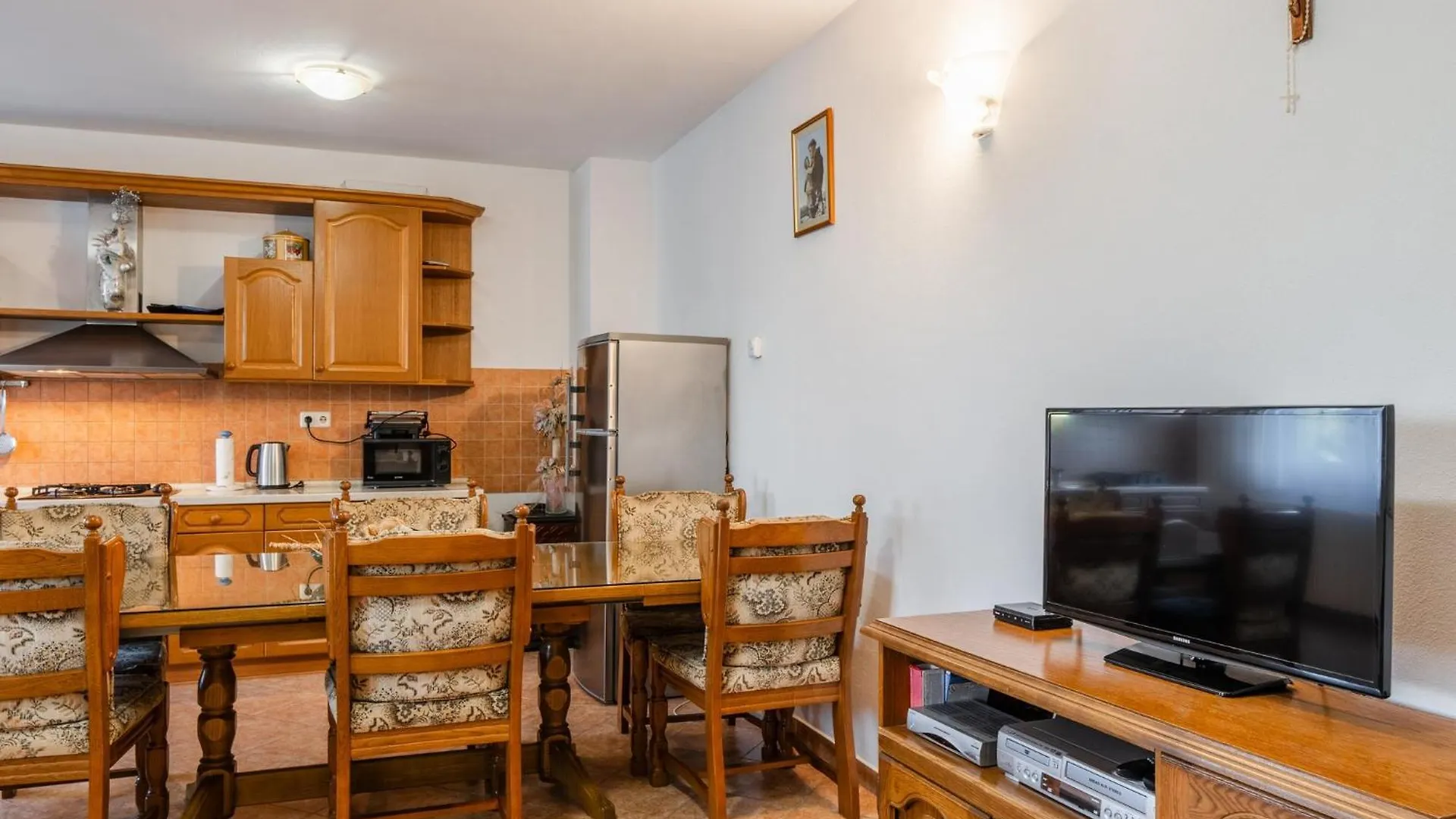 Apartments Kapovic Vir